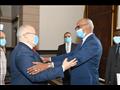 رئيس جامعة القاهرة يستقبل السفير السوداني لبحث ترتيبات عودة فرع الخرطوم