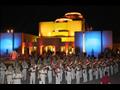 الموسيقات العسكرية على مسرح النافورة بالأوبرا.
