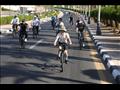 سفير الكاميرون يفوز في ماراثون الدراجات بشرم الشيخ