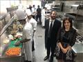 جانب من افتتاح أول مطعم يهودي حلال بالإمارات