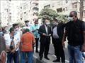 محافظ القاهرة يتابع إزالة عقار مخالف بالأميرية 