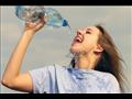 عادات خاطئة عند شرب الماء