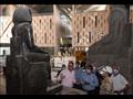جولة تفقدية لوزير السياحة والآثار بقاعات العرض بالمتحف المصري الكبير