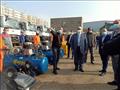 محافظ القاهرة يتفقد معدات النظافة الجديدة