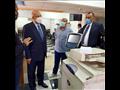 رئيس مصر للطيران يتفقد مطبعة الشركة لمراجعة الإجراءات الاحترازية