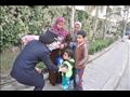 مديرية أمن القاهرة توزع الورود على المواطنين