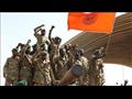 جنود سودانيون في أم درمان بعد الانقلاب