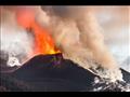 ثوران بركان لابالما يعطل مجددا مطار الجزيرة الإسبا