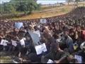 قوات تيجراي تستعرض أسرى الجيش الإثيوبي 