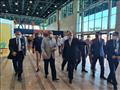 وزير الطيران يتفقد مشروعات التطوير بمطار الأقصر الدولي