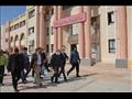 محافظ المنيا يتفقد مدرسة المتفوقين للعلوم والتكنولوجيا