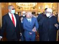 وزير الأوقاف ومحافظ بورسعيد يؤديان صلاة الجمعة 
