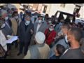 محافظ المنيا يستمع لمطالب أهالي قرية جريس (12)