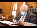 خلال توقيع نقيب محامين مصر