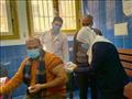 تطعيم الأطقم الطبية بلقاح كورونا في مستشفيات القليوبية 