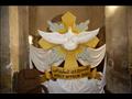 البابا تواضروس يقيم طقس الرشومات الثلاثة على مواد الميرون