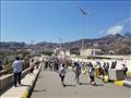 متظاهرون يمنيون أمام قصر معاشيق