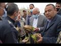 محافظ بورسعيد يتفقد المشروعات الزراعية