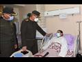 وزير الدفاع يزور المرضى والمصابين بالمجمع الطبي للقوات المسلحة بالمعادي