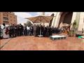أسامة الأزهري يؤم المصلين في جنازة الداعية محمد وه