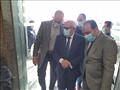 محافظ بورسعيد يشهد تلقي أول مواطن لقاح فيروس كورونا 