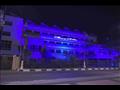 إضاءة ديوان عام محافظة الأقصر باللون الأزرق احتفالًا باليوم العالمي للتوحد