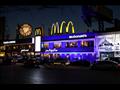 ماكدونالدز تضيء باللون الأزرق في اليوم العالمي للتوعية بالتوحد