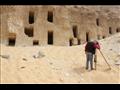 اكتشاف عدد ضخم من المقابر الصخرية بجبانة الحامدية 