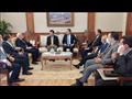 وزير الرياضة يصل بورسعيد لمناقشة البدء في إنشاء ستاد المصري