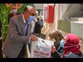 محافظ الإسكندرية يزور دور المسنين والأيتام لتهنئتهم بعيد الفطر المبارك-صور (13)