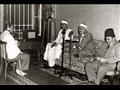 الشيخ الفشني يقرأ القرآن أمام الملك فاروق في إحدى 