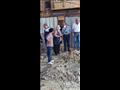محافظ الإسكندرية يتابع أعمال إصلاح كسر ماسورة مياه والهبوط الأرضي بميدان محطة الخديوي