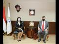 الدكتورة مايا مرسي تلتقي سفير بلجيكا فى مصر