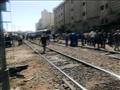 محافظ الإسكندرية يتفقد موقع حادث اصطدام جرار بقطار في محطة مصر