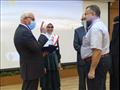 محافظ بورسعيد يُكرم أوائل الشهادة الإعدادية
