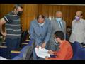 نائب رئيس جامعة الأزهر يتفقد لجان امتحانات آخر العام بفرع أسيوط (8)
