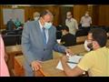 نائب رئيس جامعة الأزهر يتفقد لجان امتحانات آخر العام بفرع أسيوط (5)