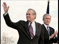 جورج بوش ودونالد رامسفيلد