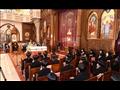 البابا تواضروس يترأس صلوات تجنيز الأنبا بطرس في الكاتدرائية  