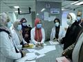 عميد طب بنات الأزهر بالقاهرة تتابع سير العمل بمستش