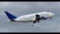 فيديو ...لقطات مخيفة لسقوط عجلة الطائرة التي تبلغ 