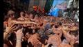 إصابة 50 شخصا بسكتات قلبية جراء تدافع في حفل بكوري