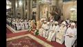 البابا تواضروس يكشف 3 كنوز في يد الكهنة