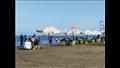 توافد المواطنين على شواطئ بورسعيد