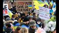 مظاهرة ضخمة ضد الحرب الروسية على أوكرانيا 