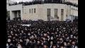 حشود كبيرة من اليهود المتشددين تستعد لتشييع حاخام 
