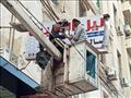 إزالة إعلانات مخالفة بشارع سعد زغلول في الإسكندرية (4)