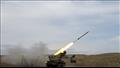 قاذفة صواريخ أوكرانية متعددة تقصف موقع القوات الرو