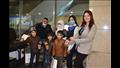 مصر للطيران توزع فانوس رمضان على المسافرين بينهم مجدي يعقوب 