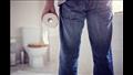 5 أسرار تكشف لماذا يقضي الرجال الكثير من الوقت في المرحاض 